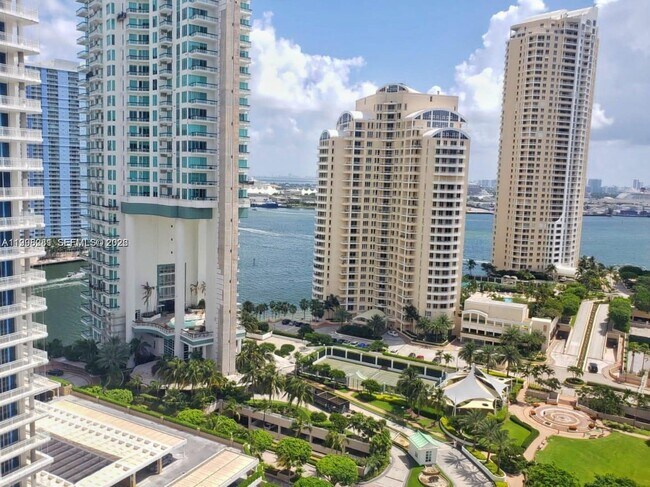 Foto del edificio - 701 Brickell Key Blvd