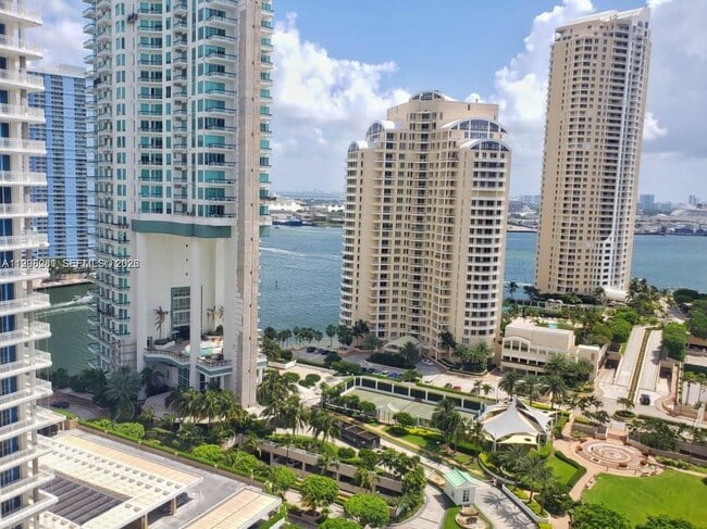 Building Photo - 701 Brickell Key Blvd