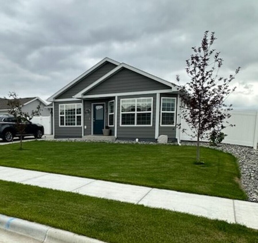 Primary Photo - New Construction 3 Bedroom House with 1 Ca...