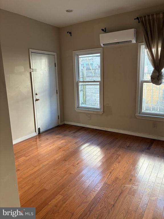 Foto del edificio - 411 McKean St