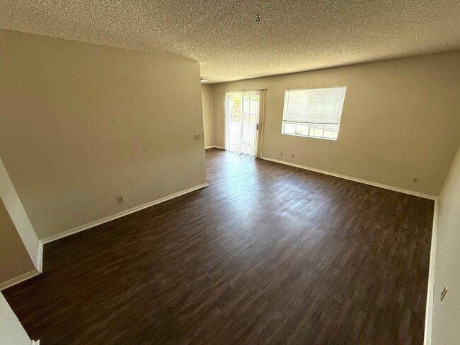 Building Photo - Alvarado Condos