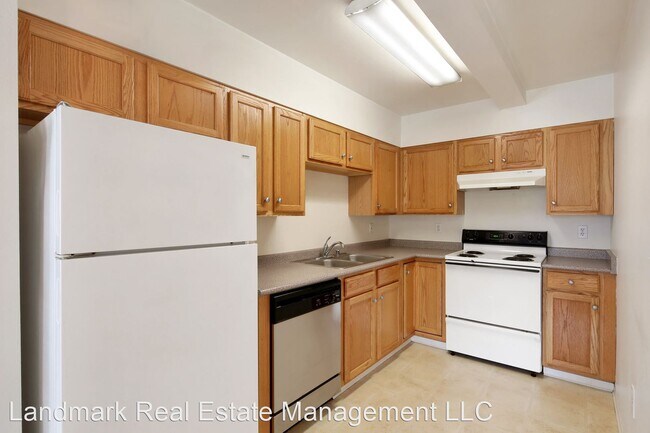Foto del edificio - 2608-2608 Douglas Ave