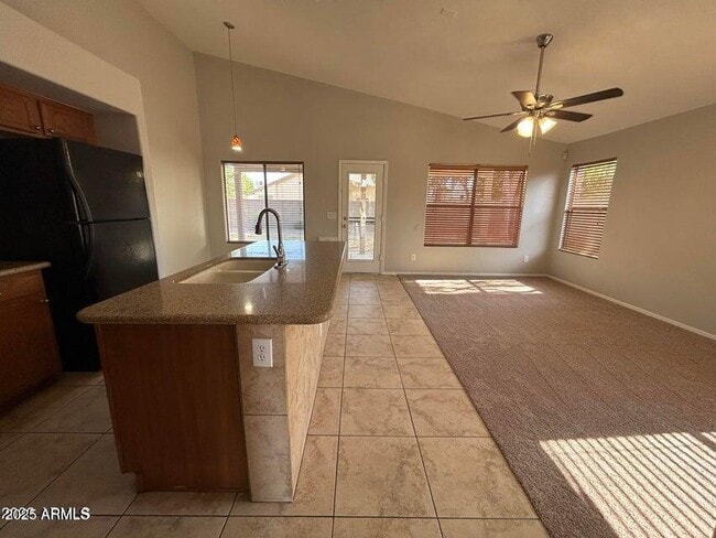 Building Photo - 2352 E Kesler Ln