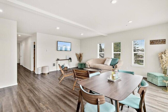 Foto del edificio - 704 E Wright Ave