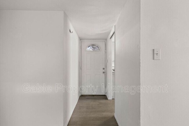 Building Photo - 45208 17th St W