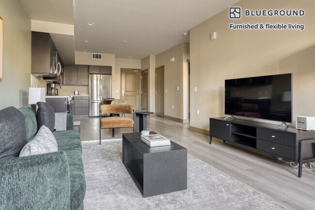 Foto del edificio - 920 Bayswater Ave