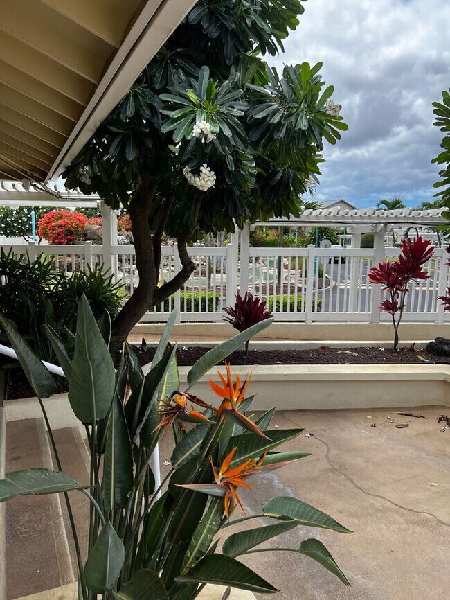 Foto del edificio - Spacious 3-Bedroom, 3-Bath Home in The Arbors