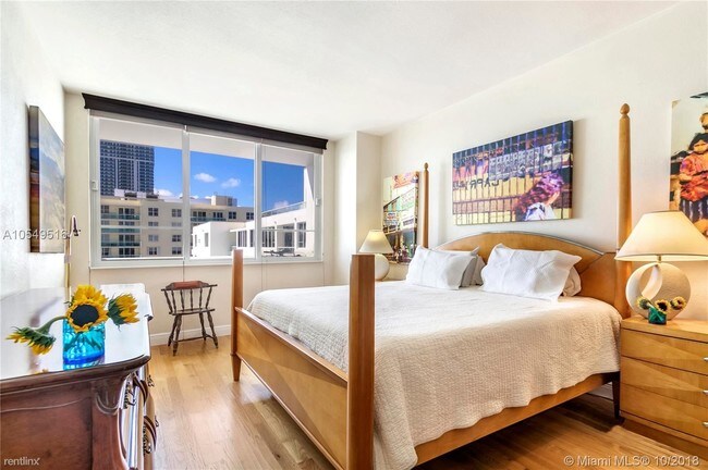 Building Photo - 2 br, 2 bath  - 5005 Collins Ave # 15