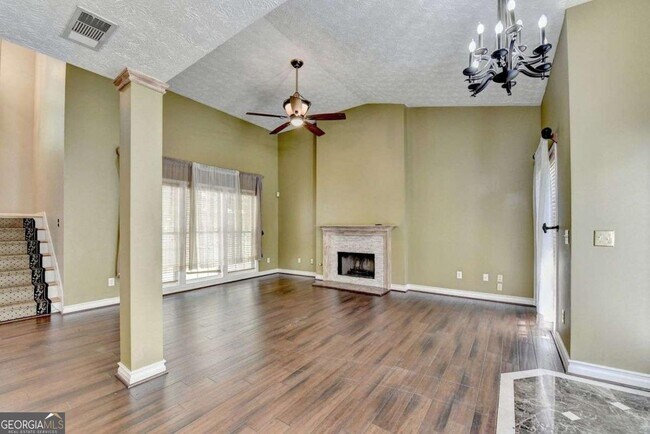 Foto del edificio - 2915 White Blossom Ln