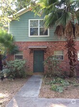 Building Photo - 225 Milray Ln