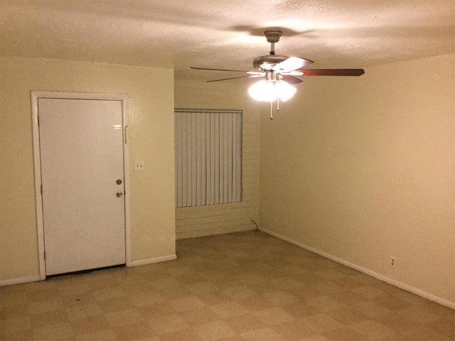 Foto del edificio - 6727 N 61st Ave