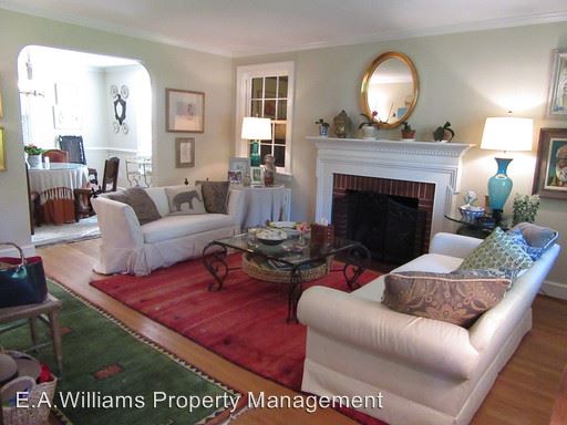 Building Photo - 4406 Bromley Ln