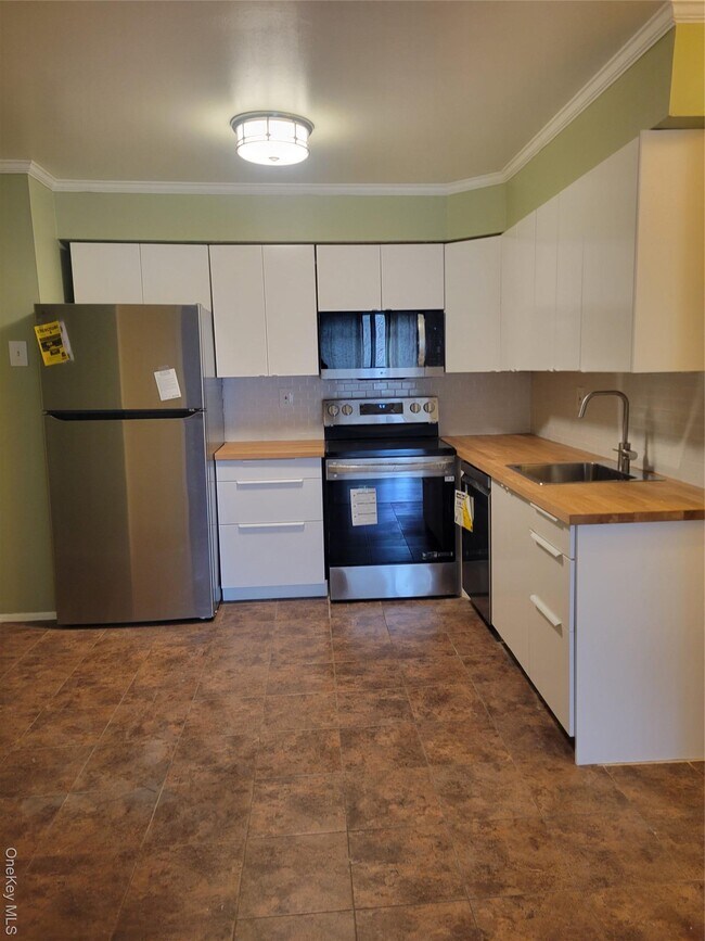 Foto del edificio - 155 Sierra Vista Ln