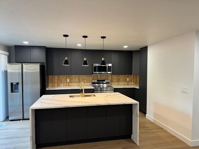 Foto del edificio - Newly Remodeled 3-Bedroom Bellevue Home with Modern Updates