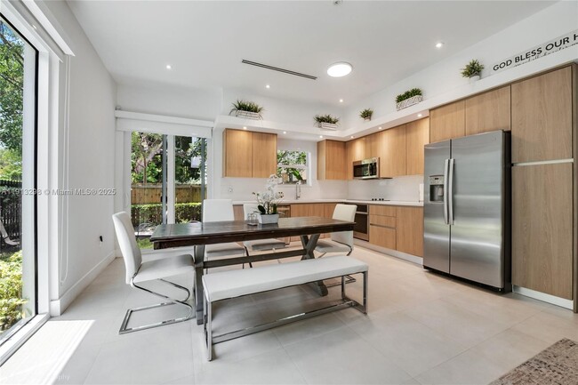 Foto del edificio - 2868 SW 33rd Ct