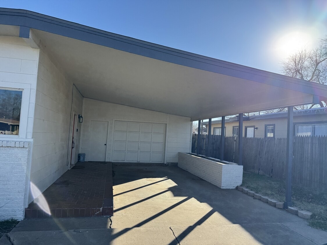 Foto principal - 4517 44th St