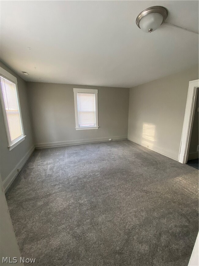 Foto del edificio - 4435 State Rd