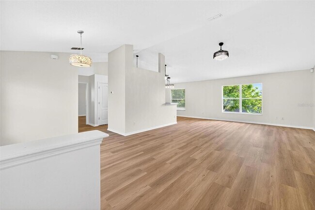 Foto del edificio - 818 Cherry Laurel St