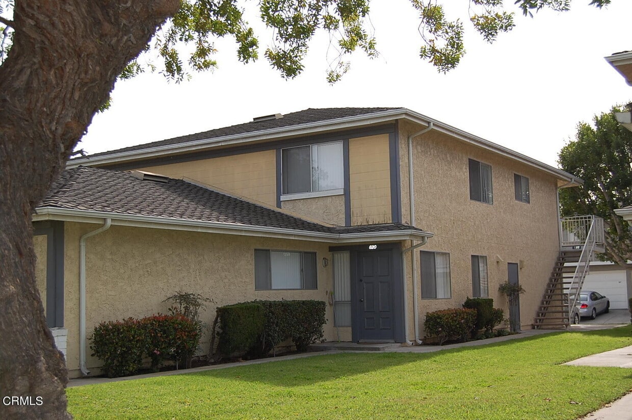 620 W Hemlock St, Port Hueneme, CA 93041 Condo for Rent in Port