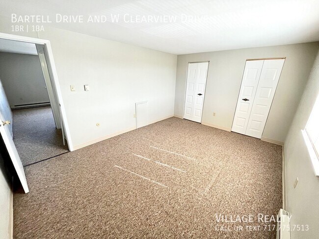 Foto del edificio - 51 W Clearview Dr