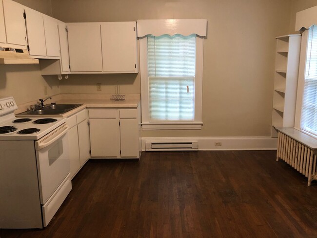 Building Photo - 1 Bedroom in Glenwood Area with Water Incl...