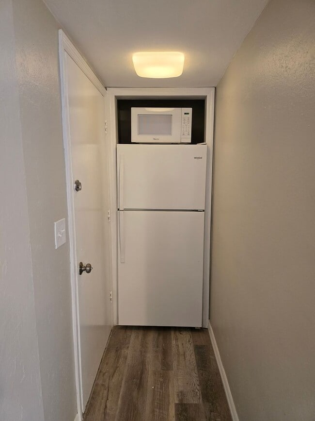 Foto del edificio - Efficency for rent