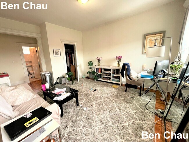 Building Photo - 1304 Commonwealth Ave