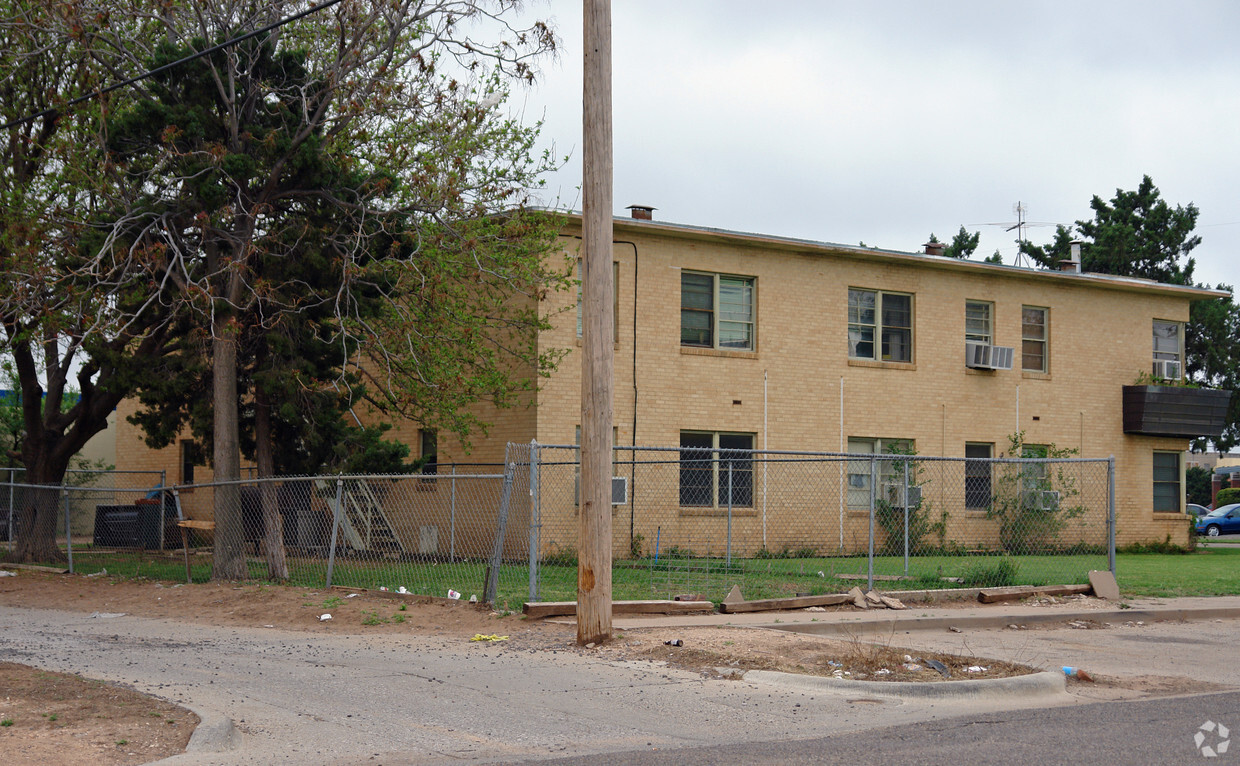 Building Photo - 1701 Avenue L