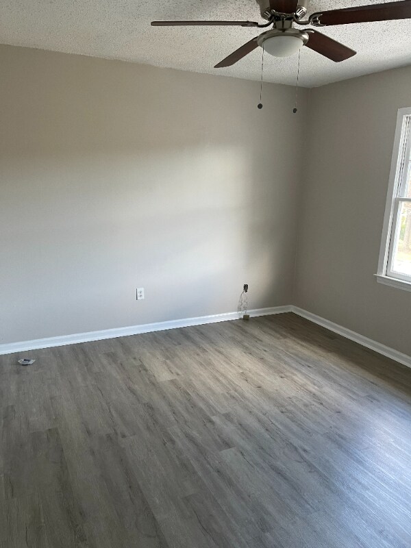 Foto del edificio - 2100 Kings Gate Cir SW