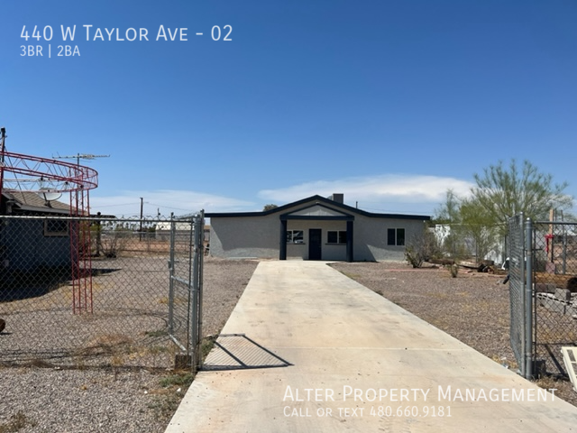Foto del edificio - 440 W Taylor Ave