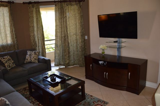 Foto del edificio - Meridian Furnished 2 Bd / 2 Ba Luxury Cond...