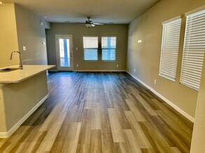 Building Photo - 2234 Clf Spgs Dr