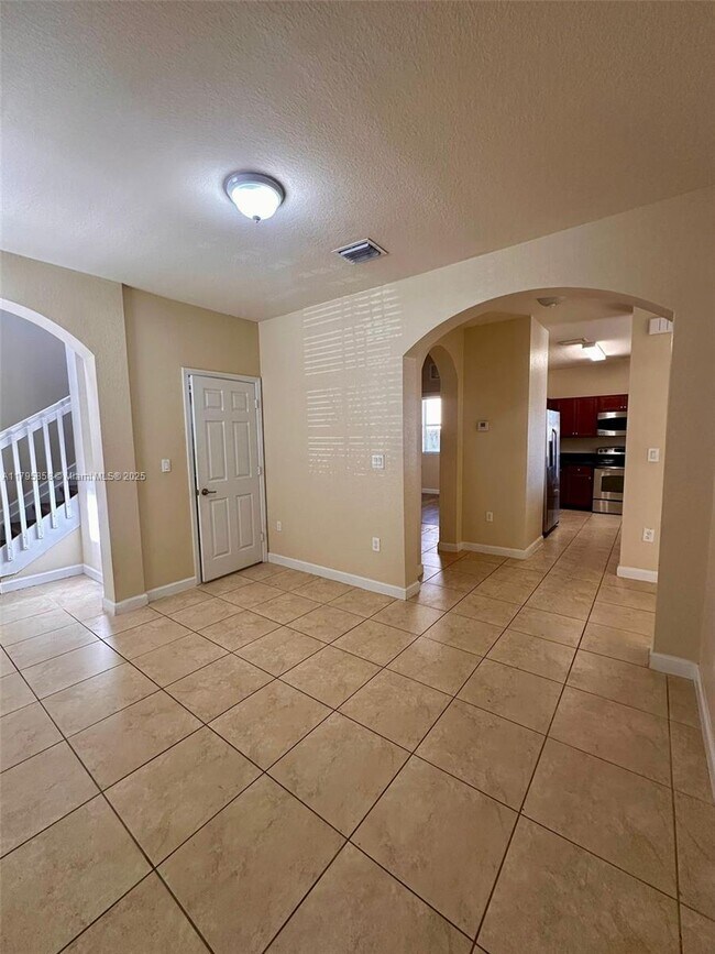 Foto del edificio - 9153 SW 227th St