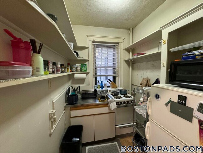 Building Photo - 311 Allston St