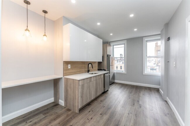 Foto del edificio - 623 Willow Ave