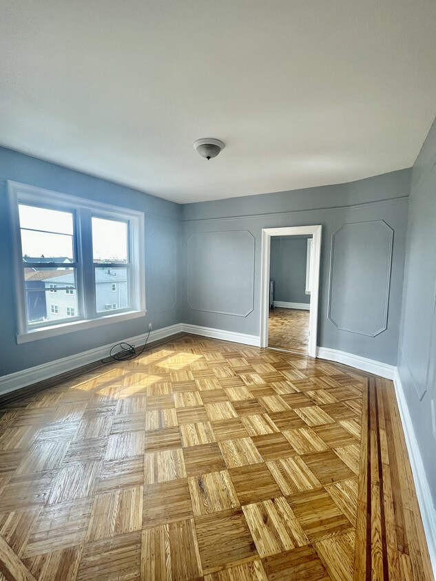 Primary Photo - 729 Avenue A