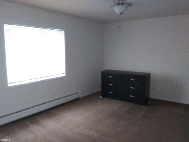 Foto del edificio - 2 br, 1 bath Apartment - 1142 Florence Dr B