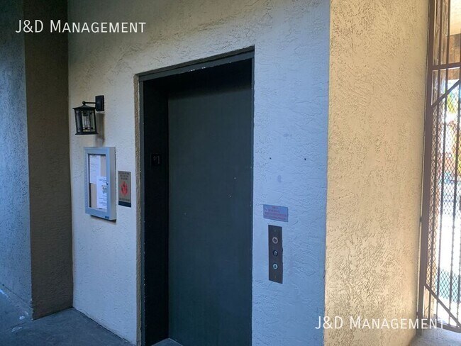 Foto del edificio - 4521 55th St