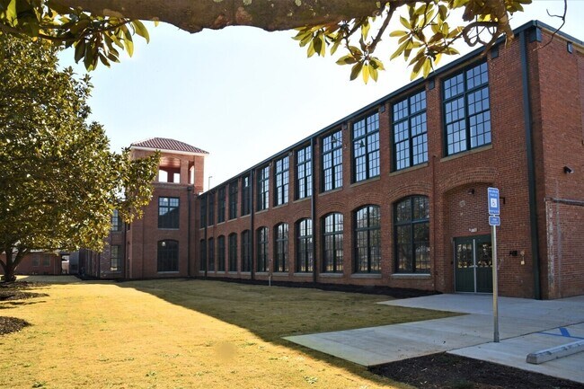 Foto del edificio - The Lofts of LaGrange