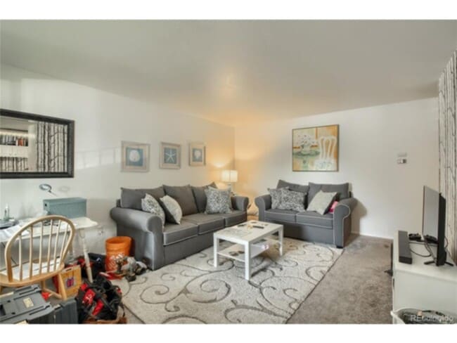 Foto del edificio - 2515 S Sheridan Blvd