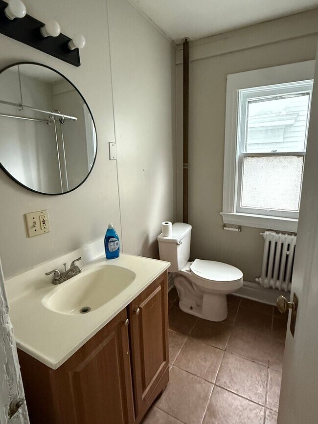 Foto del edificio - 1132 Monroe Ave