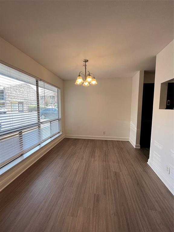 Foto del edificio - 500 E Riverside Dr