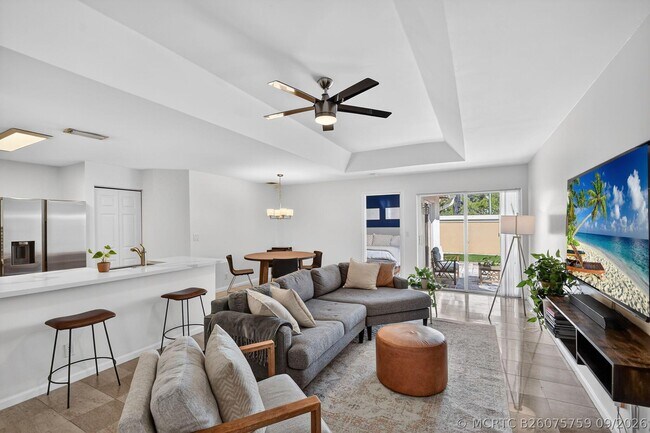 Foto del edificio - 3387 Commodore Ct