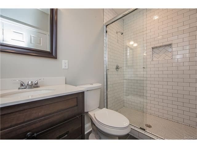 Building Photo - 2615 Grayland Ave