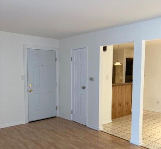 Building Photo - 10408 Major Ave