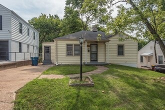 Building Photo - 320 Millman Dr