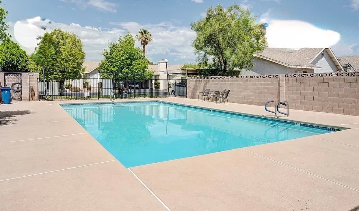 Community Pool - 601 Jonathan Glen Way
