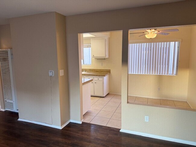 Building Photo - 114 20th St