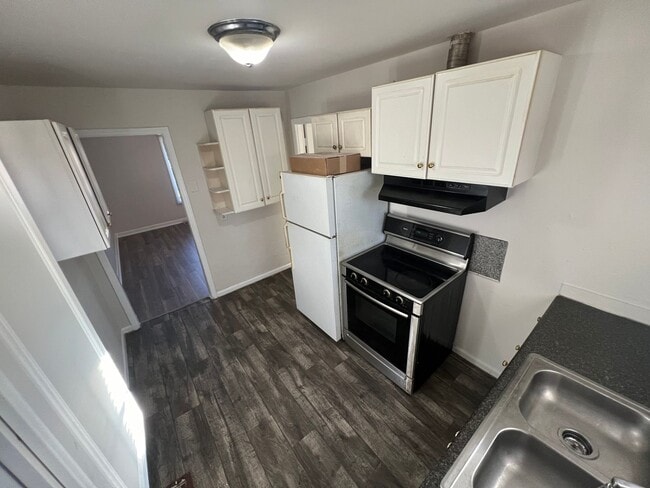 Photo - Charming 3-Bedroom Single Family Home – Mo...