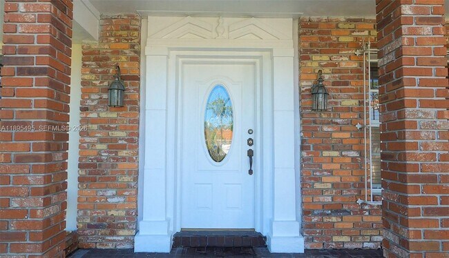 Foto del edificio - 6420 Miller Dr